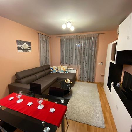 Mia'S Apartment, Stylish One Bedroom Suite Sofia Luaran gambar