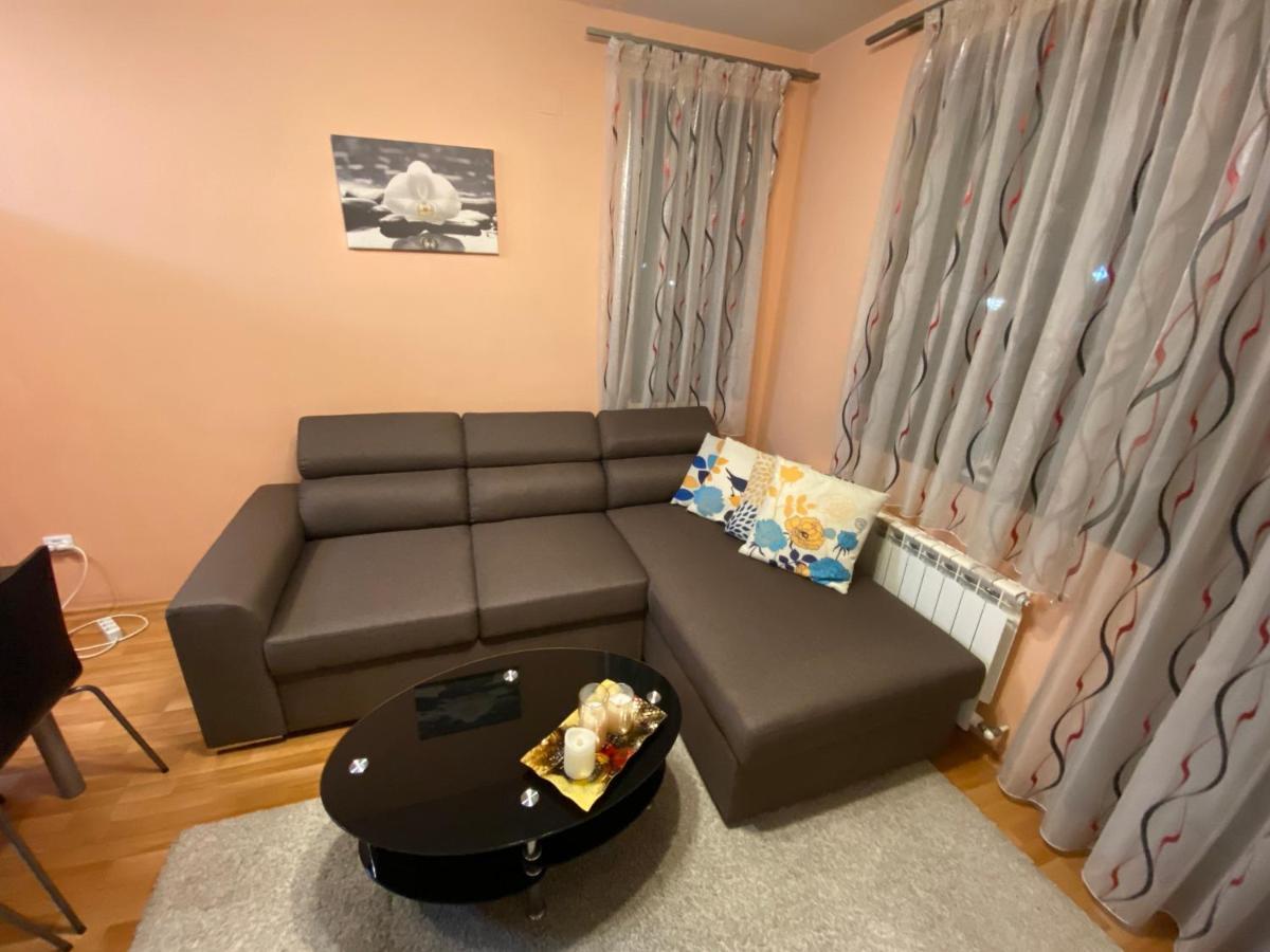 Mia'S Apartment, Stylish One Bedroom Suite Sofia Luaran gambar